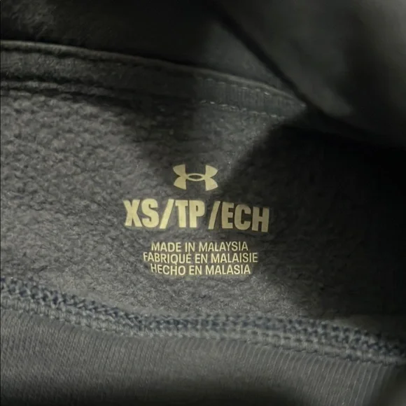 Women’s Under Armour Blue Turtleneck Sweater - Picture 2 of 4